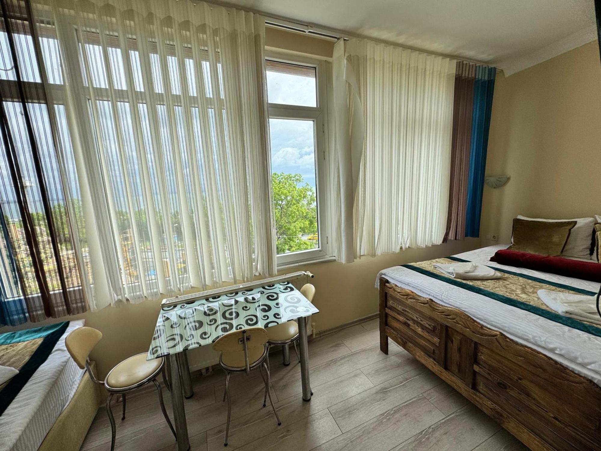 Happy Boutique Hotel de apartamente 3*